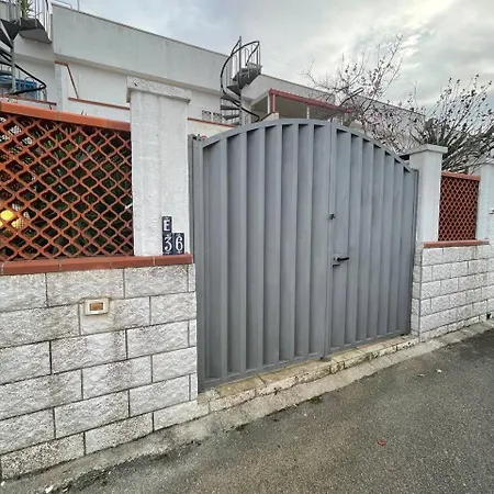 Dom wakacyjny La Bella Vista - Casa Vacanze *